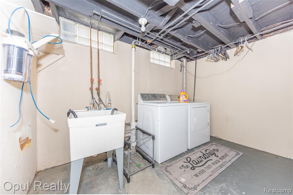 8234 Perrin Avenue, Westland, MI — Photo 26