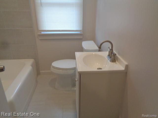 12835 Oak Park Boulevard, Oak Park, MI 48237 — Photo 13