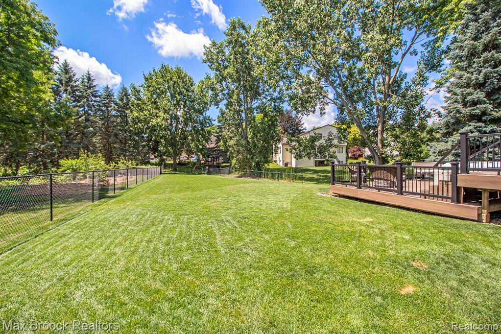 761 Stoney Drive, South Lyon, MI 48178 — Photo 34