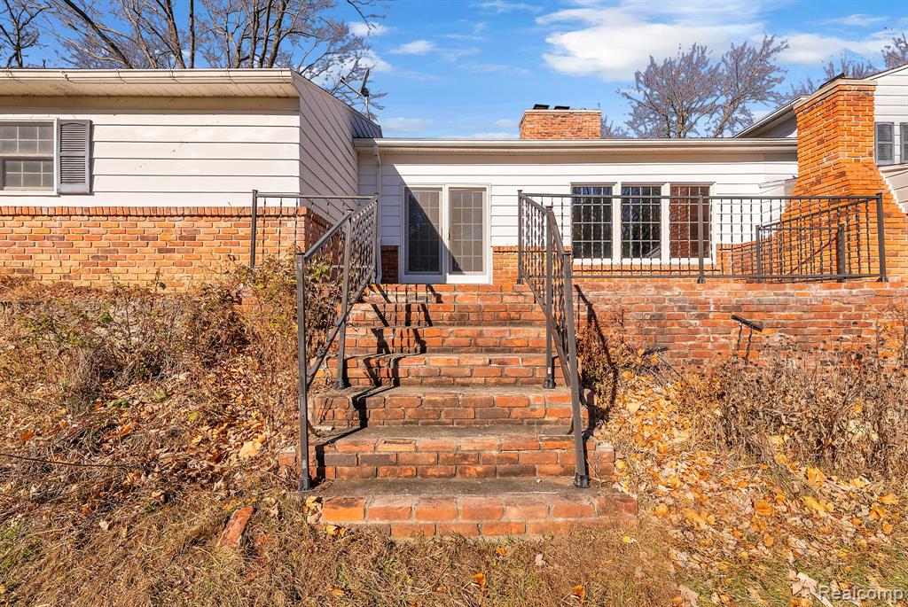 4265 Pine Tree Trail, Bloomfield Hills, MI 48302 — Photo 43
