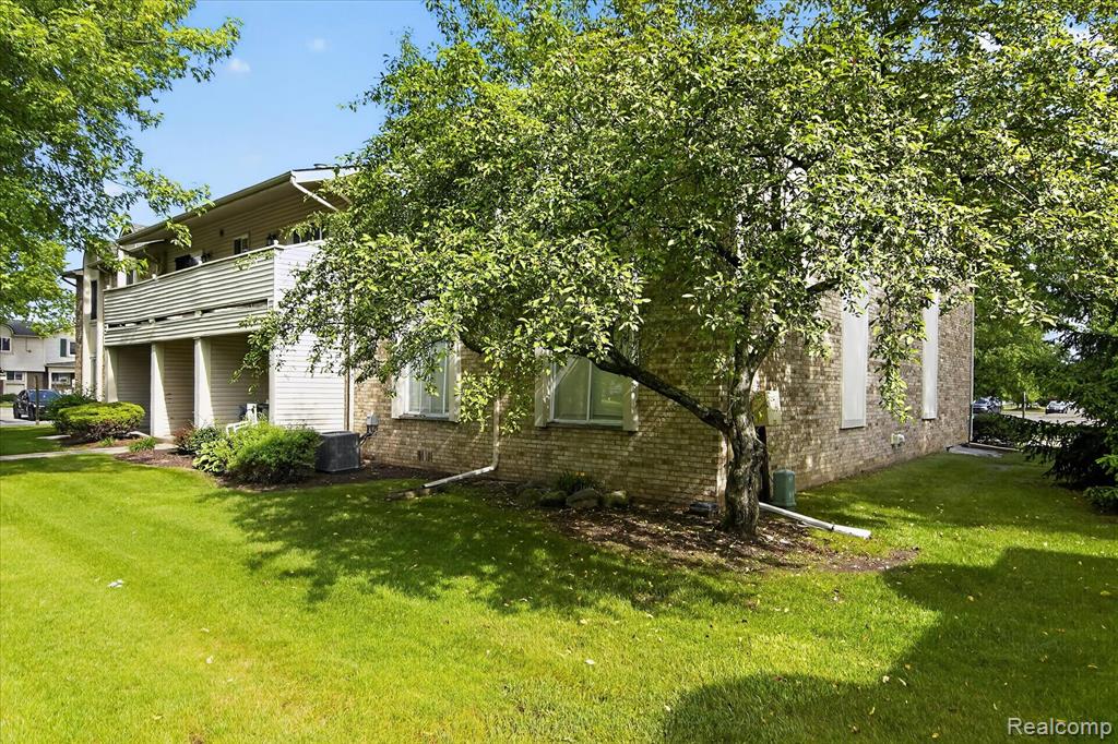 2037 E Franklin Drive, Canton, MI 48187 — Photo 39