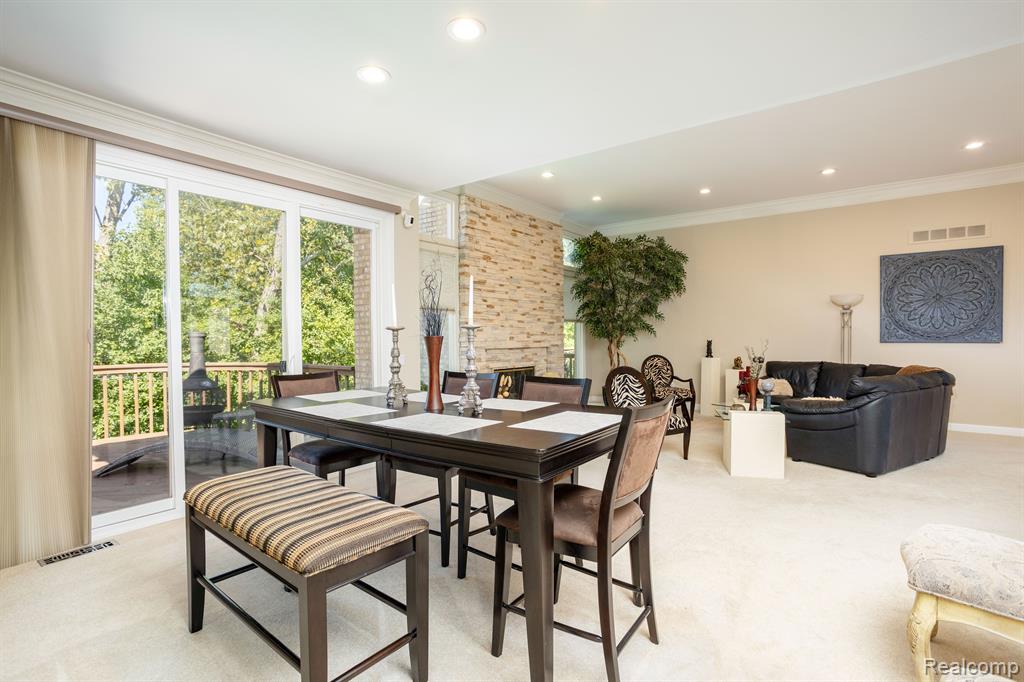 5130 OAKBROOKE Drive, West Bloomfield, MI 48323 — Photo 27