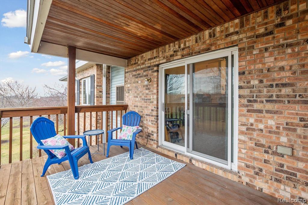 1325 HARBOUR Boulevard, 85, Trenton, MI 48183 — Photo 28