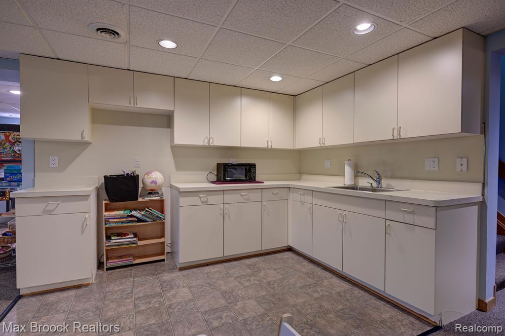 6324 ROSE Boulevard, West Bloomfield, MI — Photo 42
