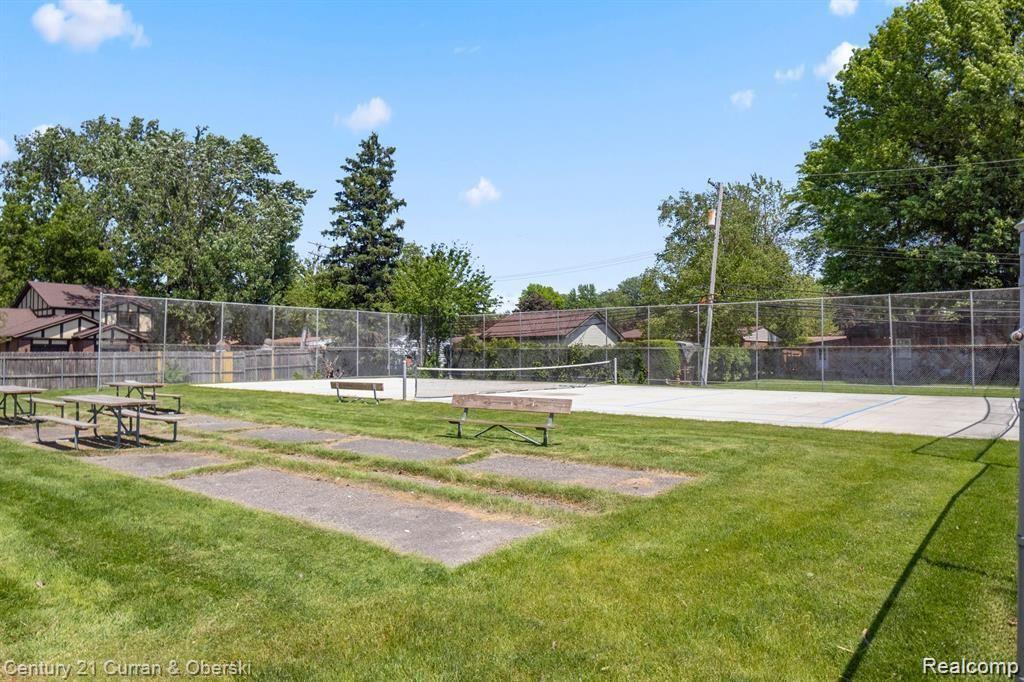 9999 ALLEN POINTE Drive, Allen Park, MI 48101 — Photo 17