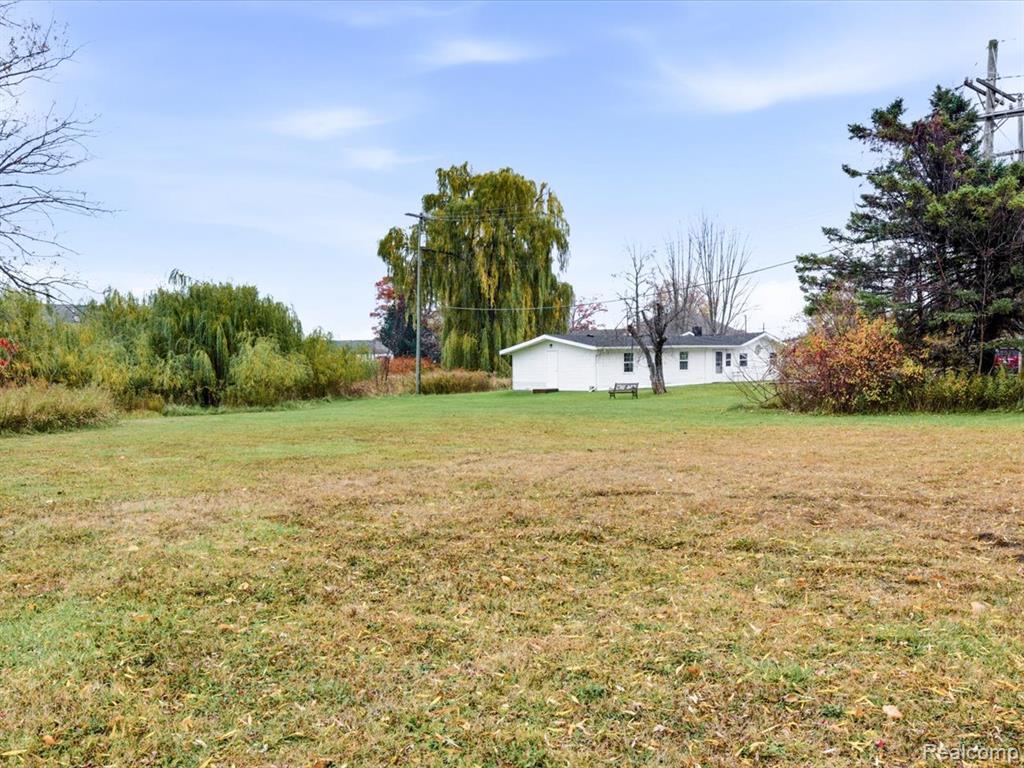 3076 Krafft Road, Fort Gratiot, MI 48059 — Photo 34