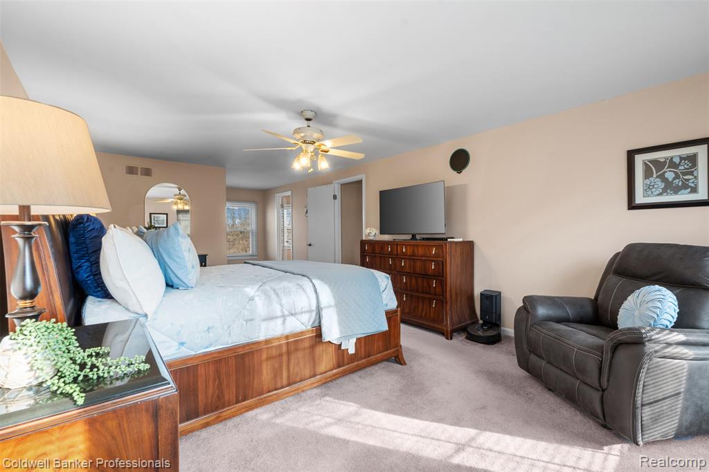4347 Apple Valley Lane, West Bloomfield, MI 48323 — Photo 26