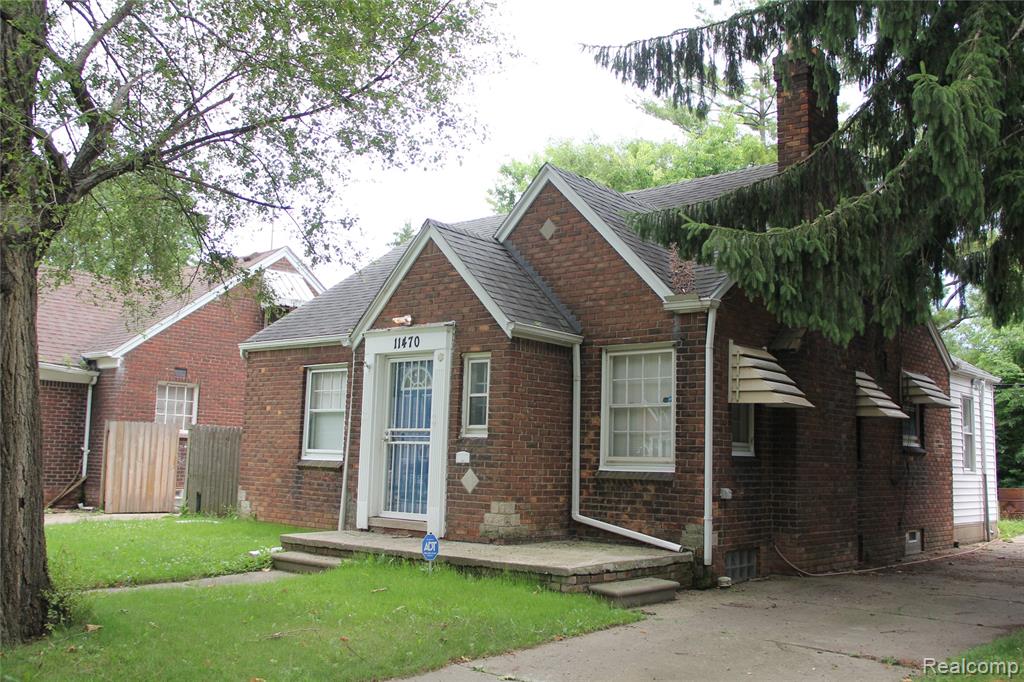 11470 E Lakepointe Street E, Detroit, MI 48224 — Photo 2