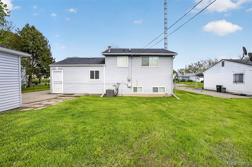 6169 Neff Road, Mount Morris, MI 48458 — Photo 42