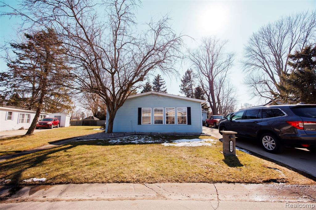 8016 Harbour Drive, MI