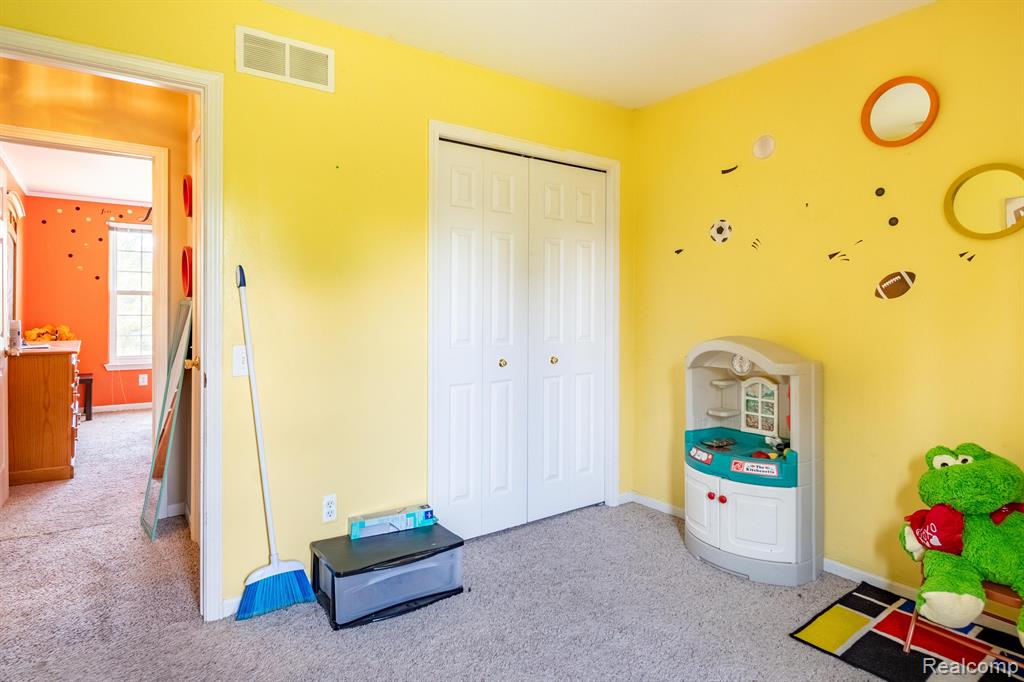 6035 MAPLEVIEW Lane, Ypsilanti, MI 48197 — Photo 27