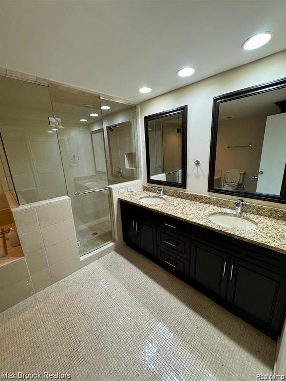 7146 PEBBLE PARK Drive, West Bloomfield, MI — Photo 24
