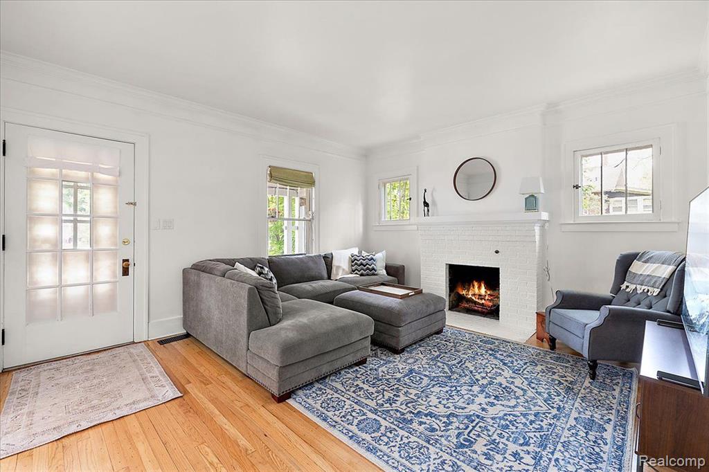 1515 JACKSON Avenue, Ann Arbor, MI 48103 — Photo 8