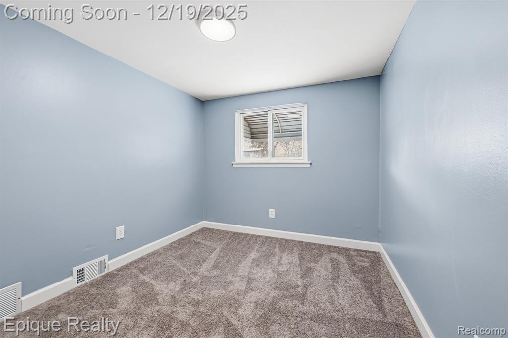 4147 Burton Street, Inkster, MI 48141 — Photo 23