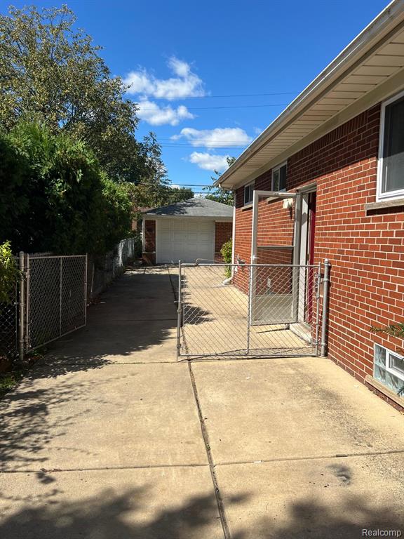 4188 McKinley Street, Dearborn Heights, MI 48125 — Photo 3