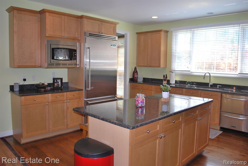 49664 TAFT Lane, Canton, MI 48188 — Photo 15