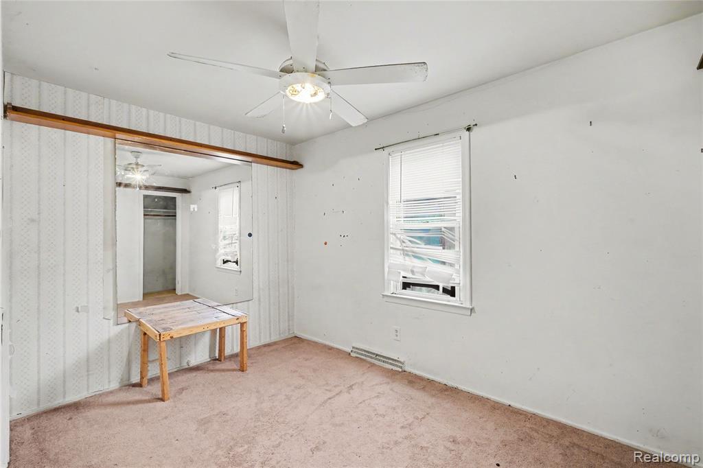 4449 Crosby Road, Flint, MI 48506 — Photo 15