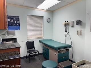18451 W 12 Mile Road, Lathrup Village, MI 48076 — Photo 21