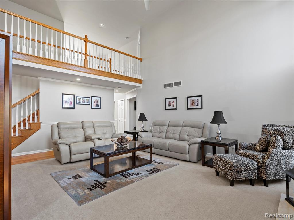 46490 MARINER Drive, Macomb, MI 48044 — Photo 13