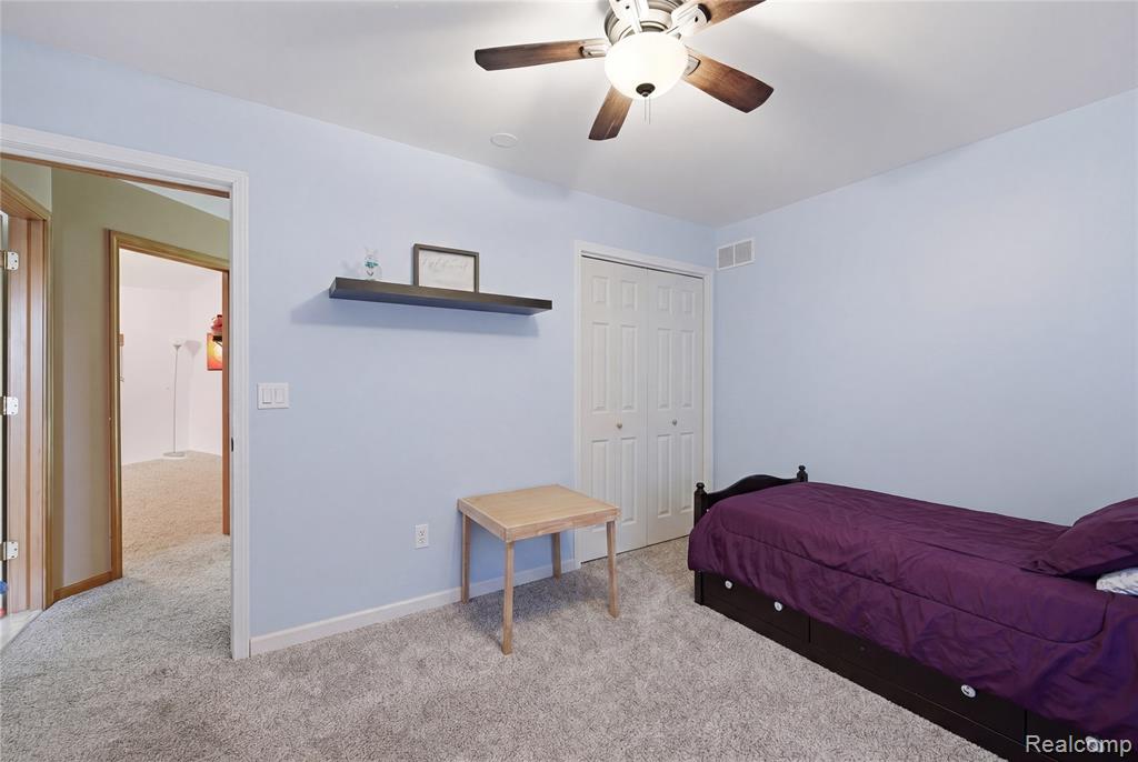 35724 Saint Clair Drive, New Baltimore, MI 48047 — Photo 33