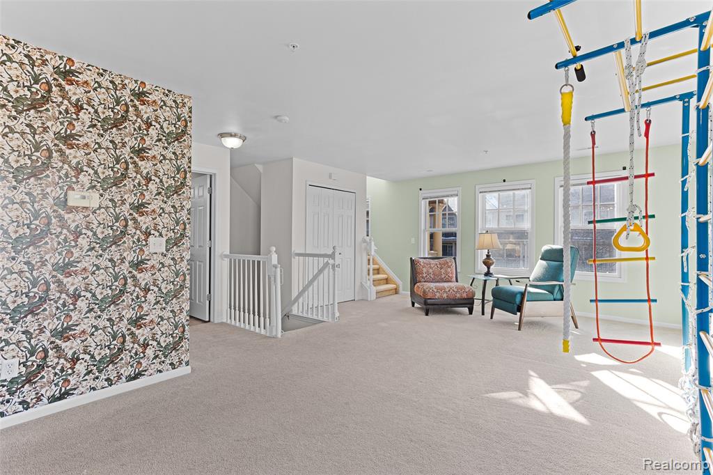 208 Amys Walk, Auburn Hills, MI 48326 — Photo 12