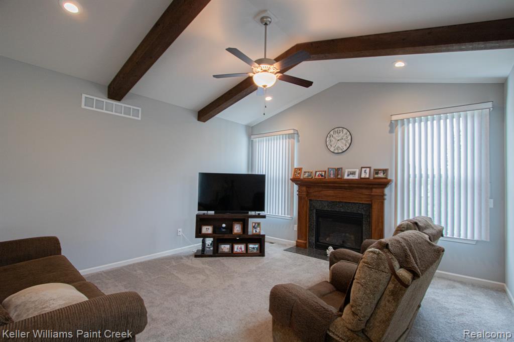 49231 Hanna Court, Macomb, MI 48042 — Photo 3