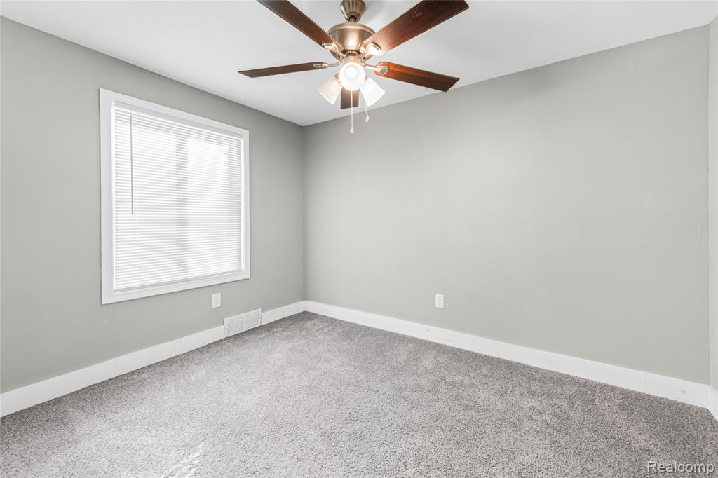 5501 Oldtown Street, Detroit, MI 48224 — Photo 17