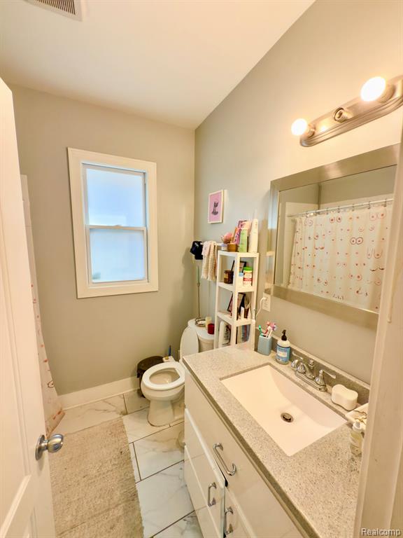 403 Mt Vernon Street, Detroit, MI 48202 — Photo 6