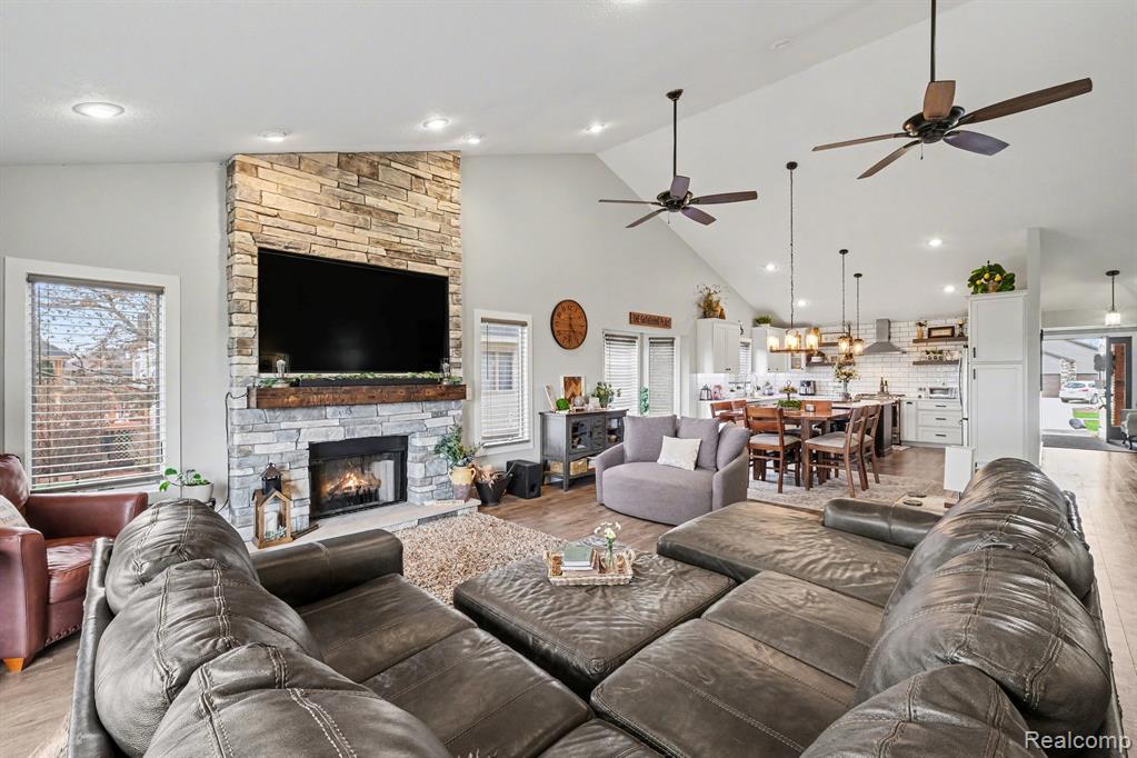 9084 Copper Ridge Drive, Davison, MI 48423 — Photo 13