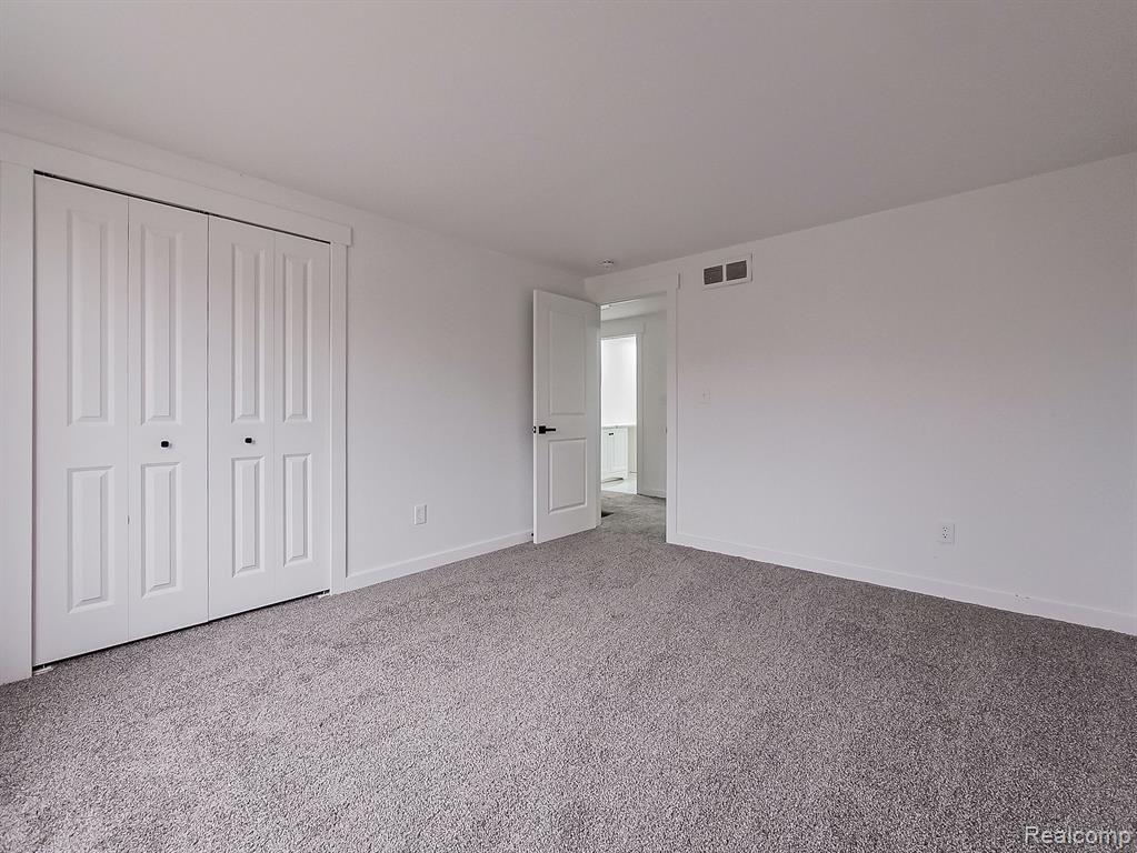 42484 MAJESTIC, Canton, MI 48188 — Photo 20