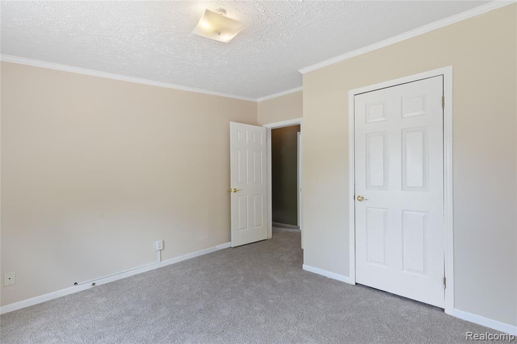 4472 Wynnwood Drive, Howell, MI 48843 — Photo 31