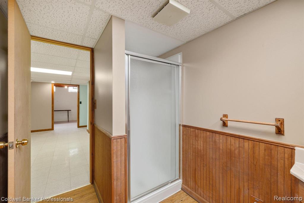 8536 Blackburn Drive, Westland, MI — Photo 22