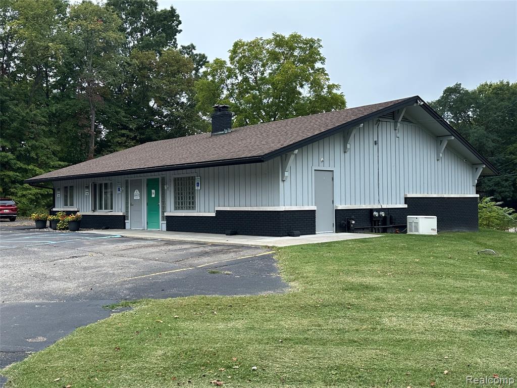 500 Linn Street, Allegan, MI 49010 — Photo 5