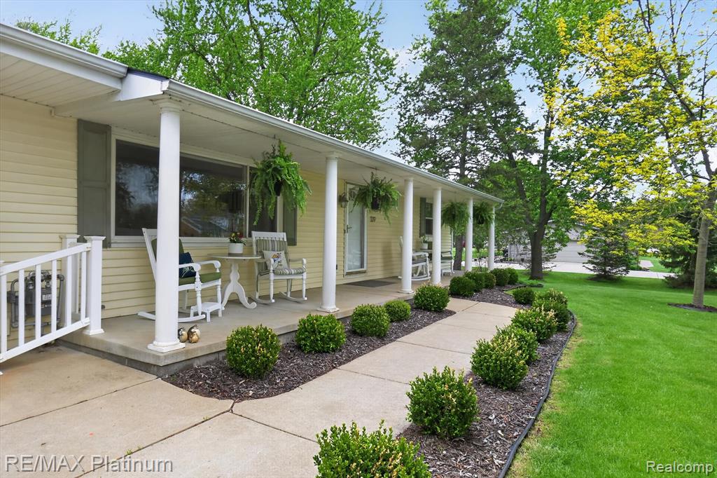 139 Edgemont Drive, Howell, MI 48855 — Photo 3