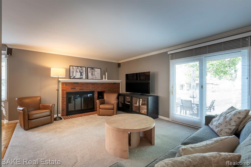 43085 Whisper Court, Northville, MI 48168 — Photo 28