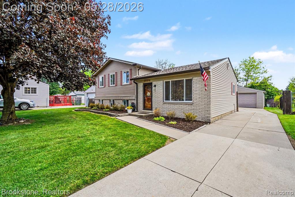 2564 Rainbow Drive, Troy, MI 48083 — Photo 4