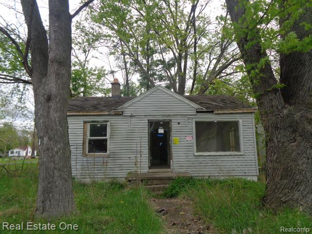 15772 Chatham Street - Photo 2