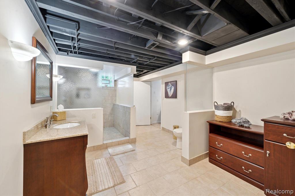 42259 WHITE HART Boulevard, Canton, MI 48188 — Photo 41