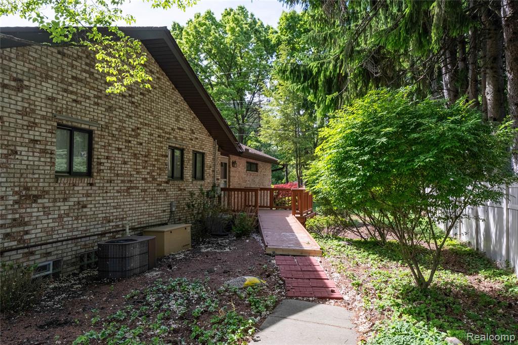 11050 Wealthy Lane, Romeo, MI 48065 — Photo 45