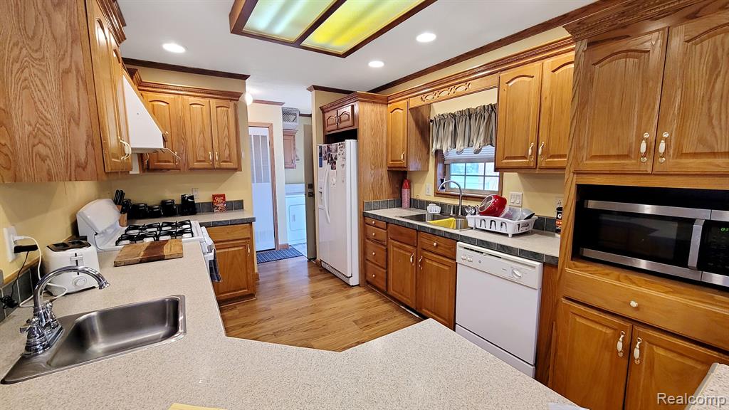 12779 NICHOLS Road, Burt, MI 48417 — Photo 10