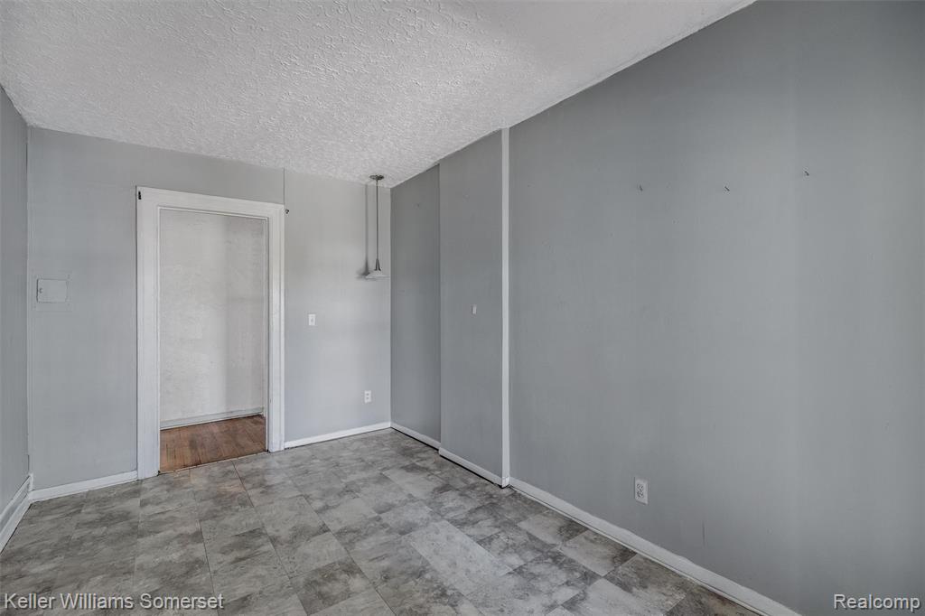 638 Seward Street, Detroit, MI 48202 — Photo 34