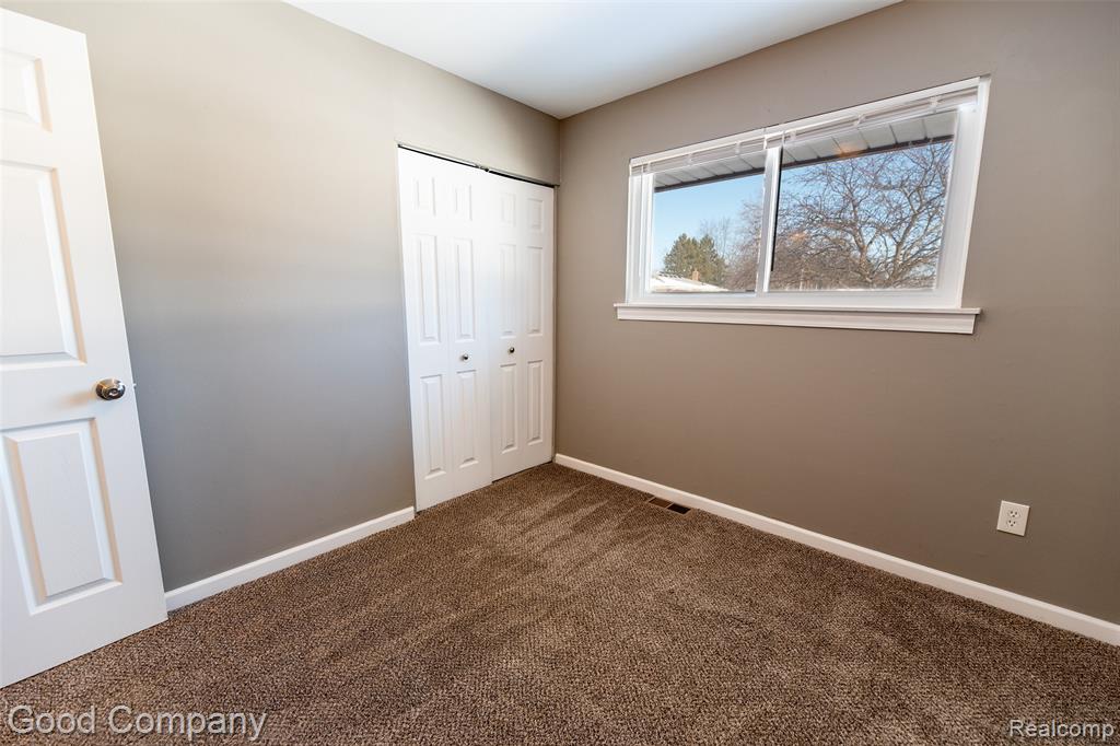 9312 Pine Street, Taylor, MI — Photo 18