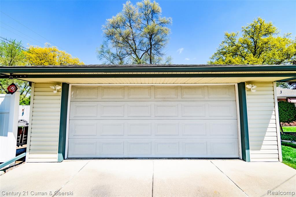 4218 Pardee Avenue, Dearborn Heights, MI 48125 — Photo 43