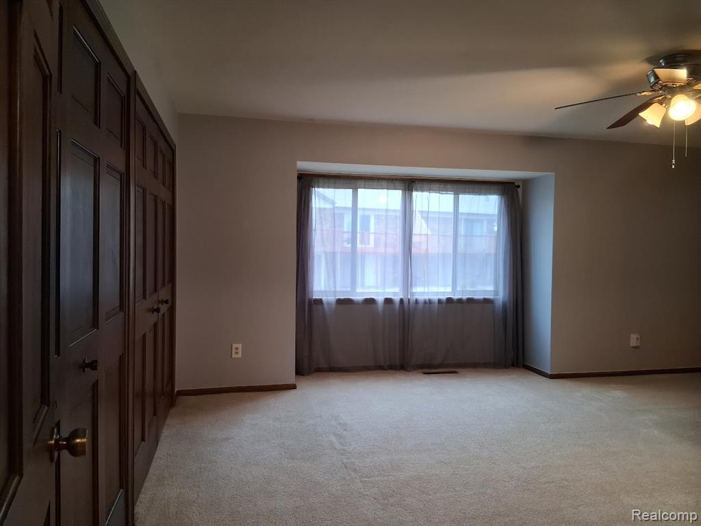 8510 S Pepper Ridge Drive S, Grand Blanc, MI 48439 — Photo 9