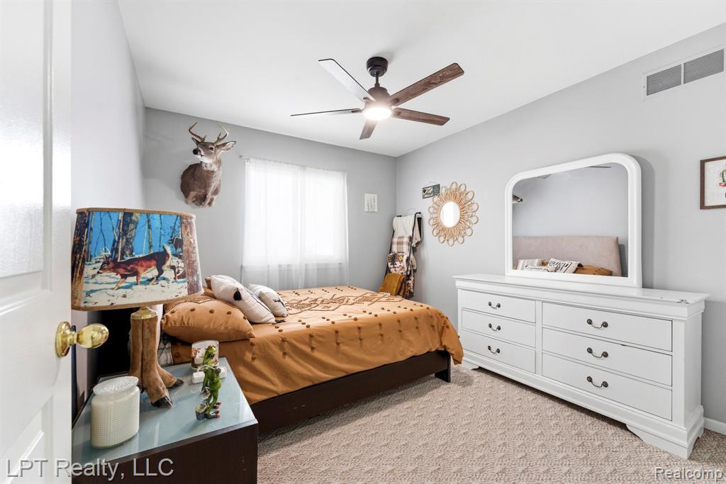 24595 Jason Drive, Brownstown, MI 48134 — Photo 11
