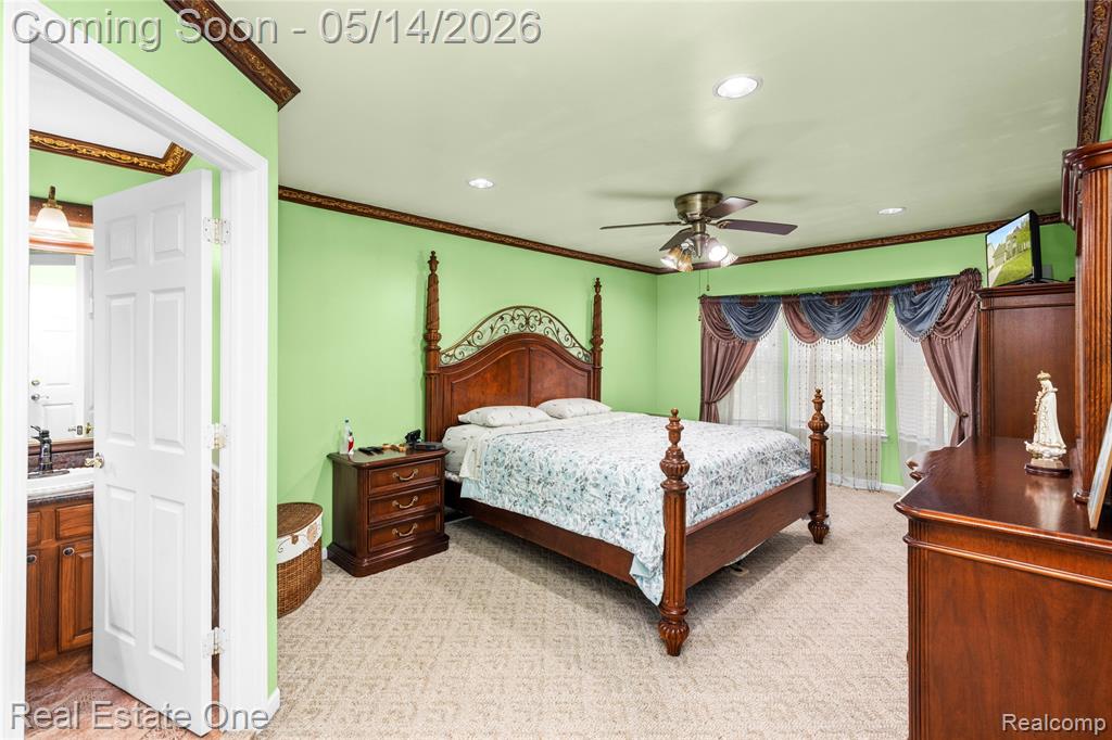 865 Drakeshire Drive, Commerce Twp, MI 48390 — Photo 42
