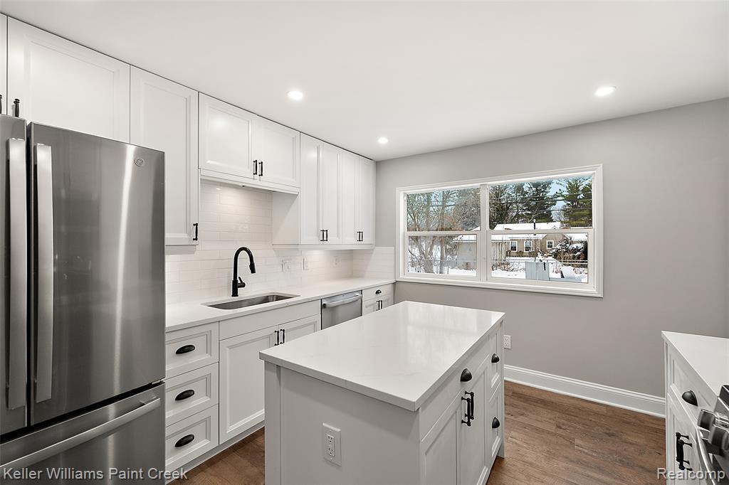 88 E Elmwood, Leonard, MI 48367 — Photo 17
