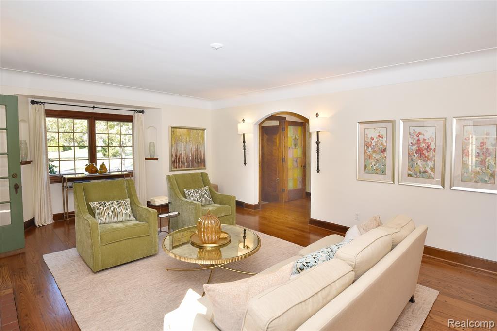 32470 Norchester Street, Beverly Hills, MI 48025 — Photo 8