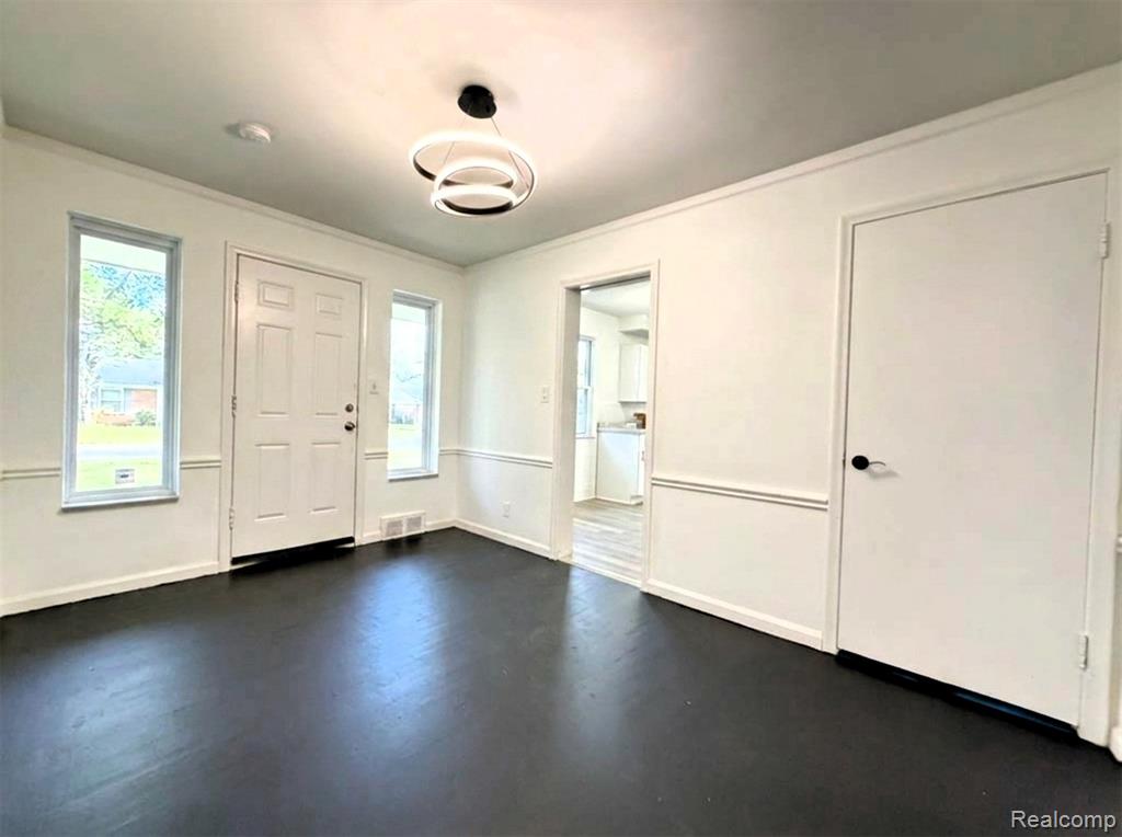 8573 E Outer Drive, Detroit, MI 48213 — Photo 13