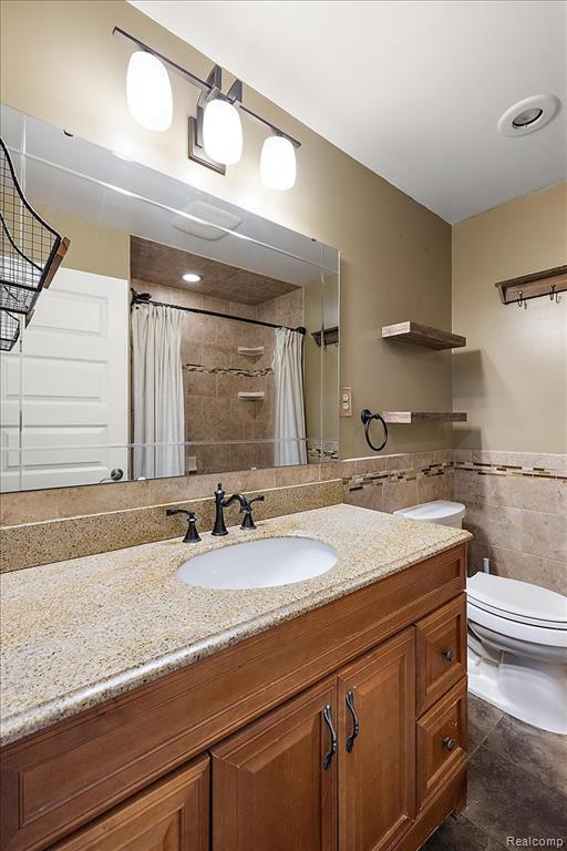 9364 Colorado Street, Livonia, MI 48150 — Photo 38